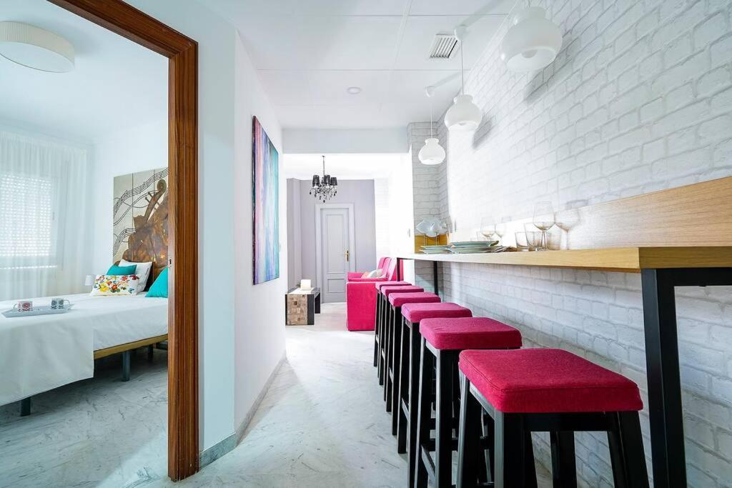 Lovely And Chic Apartment In The Heart Of Seville Exterior photo